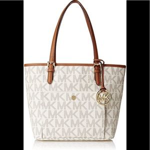AUTH micheal kors jet set snap pocket tote bag